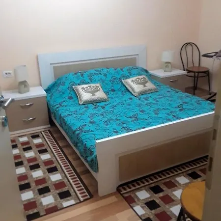 Apartment Silver